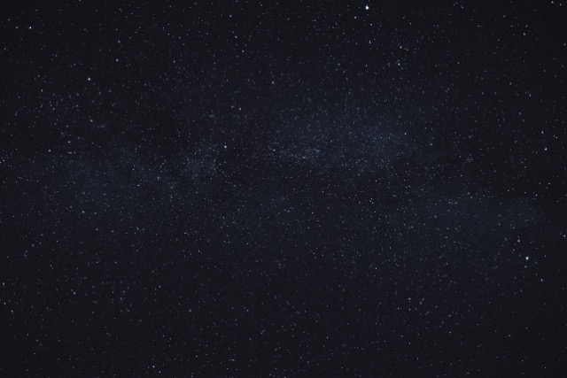 Mittel (pexels-kai-pilger-1341279)
